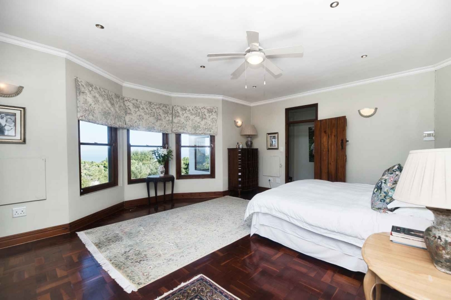 7 Bedroom Property for Sale in Voelklip Western Cape